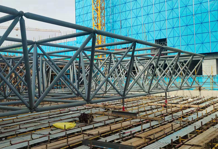 运城济南高铁东总部基地2号楼网架
